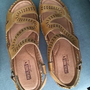 Pikolinos EU 39 Women Sandals
